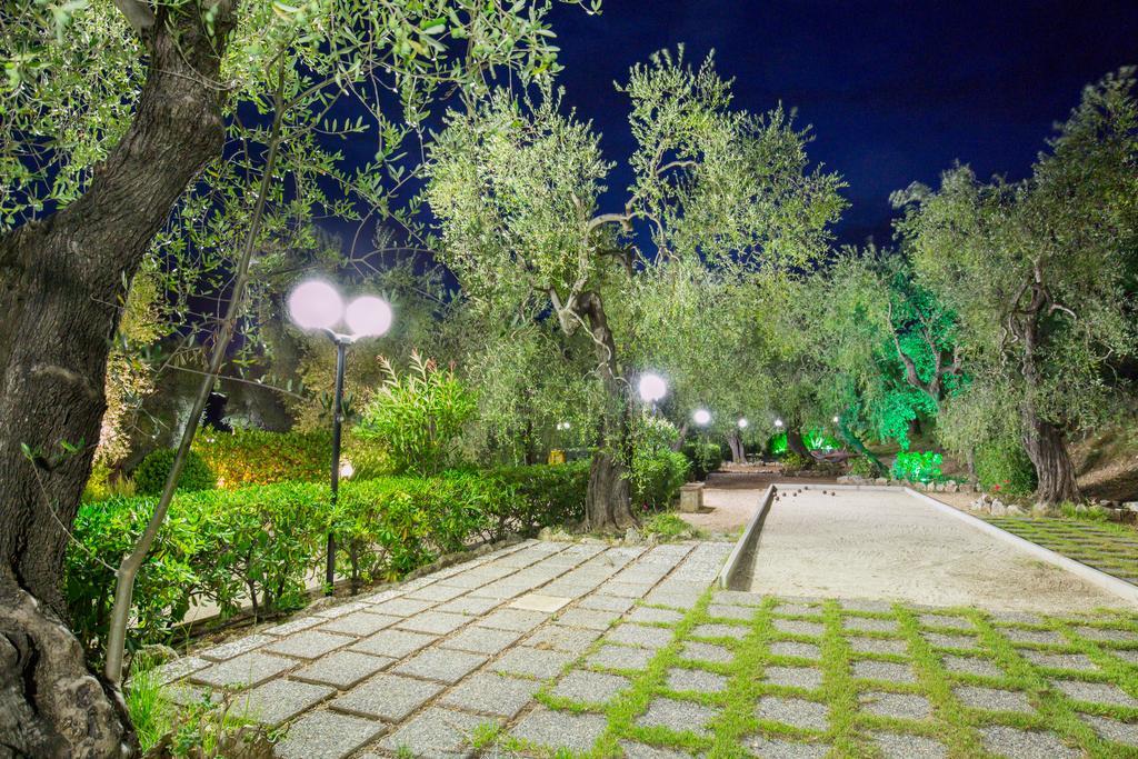 Residence Valleverde Vieste Buitenkant foto